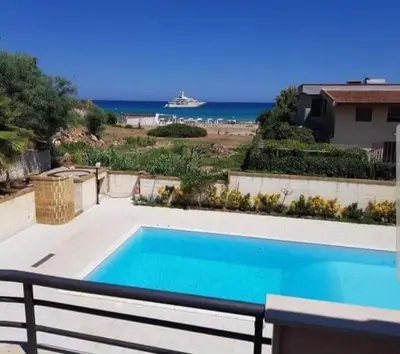 Piscina di Villa Eloro o nelle vicinanze