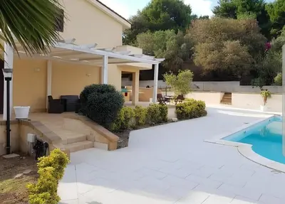 Piscina di Villa Eloro o nelle vicinanze
