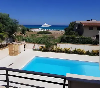Piscina di Villa Eloro o nelle vicinanze