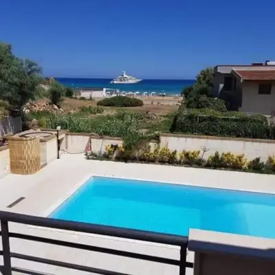 Villa Eloro