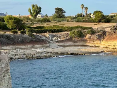 Paesaggio naturale nelle vicinanze della villa