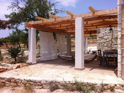 Giardino di Holiday Home Casa Bedda by Interhome