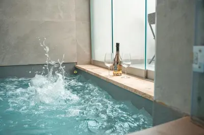 Piscina di Sicilian Jacuzzi stay - 2BR o nelle vicinanze