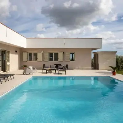 Villa Sunset Escape - Country Paradise with Pool