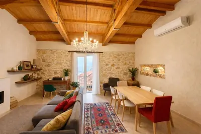 Area soggiorno di Three Lemons House
