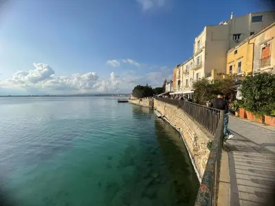 Paesaggio naturale nelle vicinanze della casa vacanze