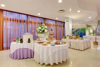 Cibo presso l'hotel o nelle vicinanze