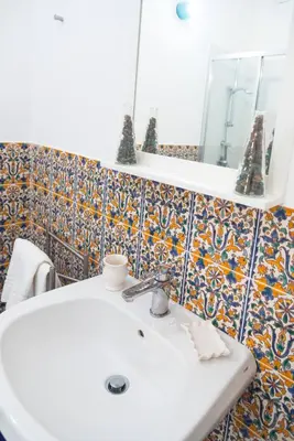 Bagno di Family apt by Dimore in Sicily