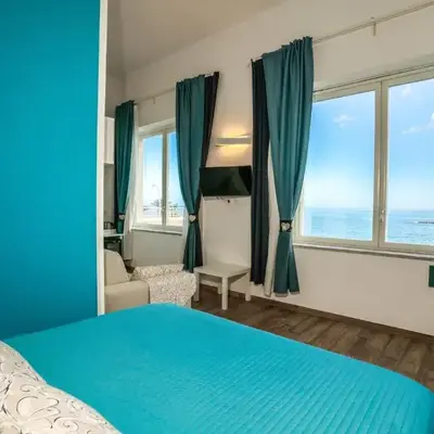 MarLove Sea View with Private Access to the Sea