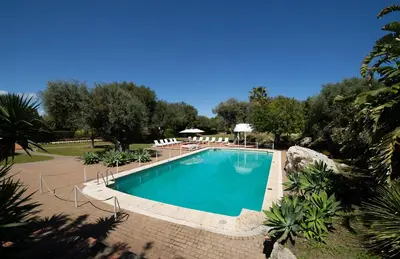Piscina di Isola Charm B&B - Pool & Nature Stay o nelle vicinanze