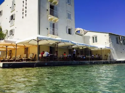 Vista sul fiume nelle vicinanze dell'hotel