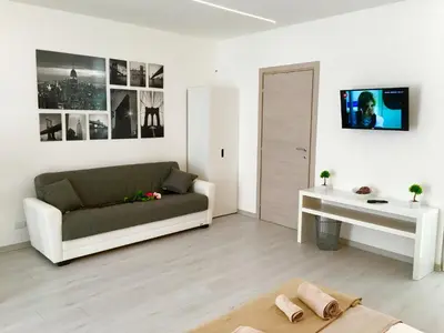 TV o dispositivi per l'intrattenimento presso Ragusa 2