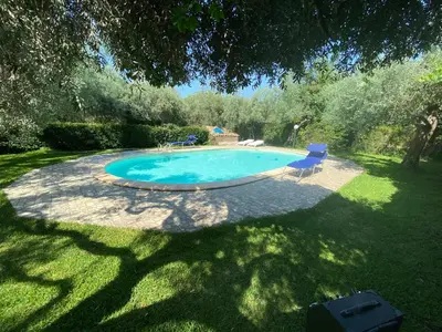 Piscina di Villa Pantalica lato Sortino o nelle vicinanze