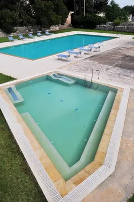 Piscina di Casale Modica o nelle vicinanze