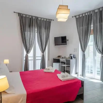 Cavour Rooms