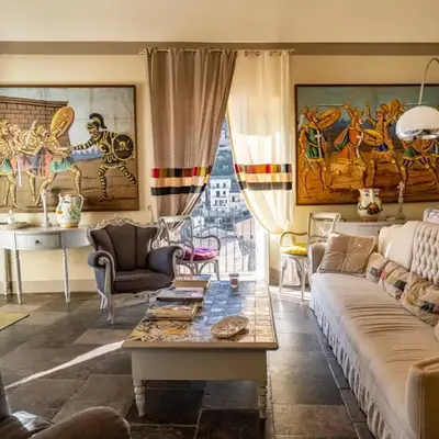 Jasmine Modica Luxury House