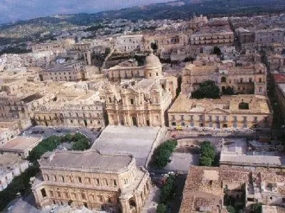 Vista generica su Avola o vista sulla città dall'interno dell'appartamento