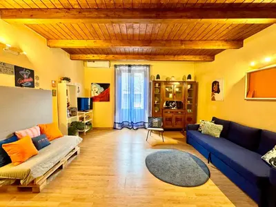 Area soggiorno di Sakè Art Loft at the Dome