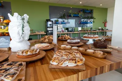 Cibo presso l'hotel o nelle vicinanze