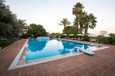 Piscina di Agriturismo Il Granaio Hotel & SPA o nelle vicinanze