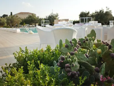 Piscina di Hotel Villa Fanusa o nelle vicinanze