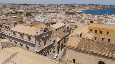 Vista generica su Siracusa o vista sulla città dall'interno della casa vacanze