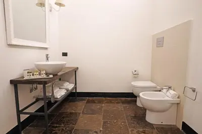 Bagno di neropece