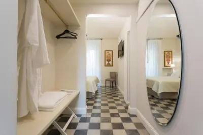 Bagno di San Carlo Suites