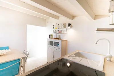 Cucina o angolo cottura di Blue Levante Vista Mare con terrazza