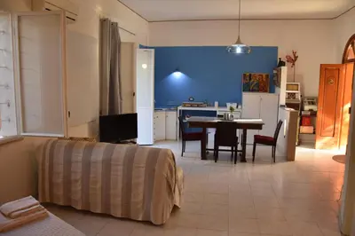 TV o dispositivi per l'intrattenimento presso ArtRoom Garden