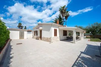 Edificio in cui si trova la villa