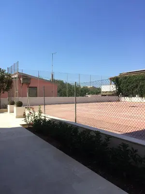 Attività di tennis o squash presso l'appartamento o nelle vicinanze