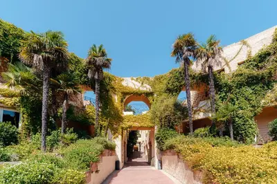 Giardino di Mangia's Brucoli, Sicily, Autograph Collection