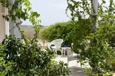 Giardino di Tancredi's Seaside Home