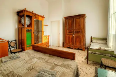 Letto o letti in una camera di Villa with pool and tennis court