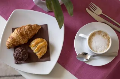 Cibo presso l'hotel o nelle vicinanze