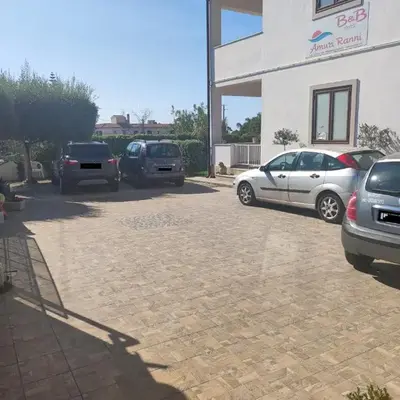 B&B AMURI RANNI