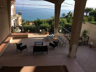Paesaggio naturale nelle vicinanze della casa vacanze