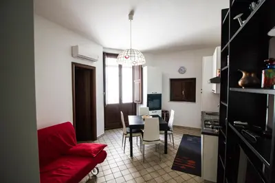 Cucina o angolo cottura di La Marina House - Al Duomo