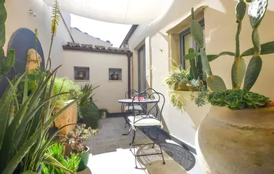 Patio o area all'aperto di Dimora di Catullo - Ospitalità di Charme