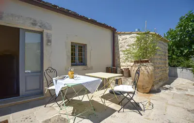 Patio o area all'aperto di Dimora di Catullo - Ospitalità di Charme