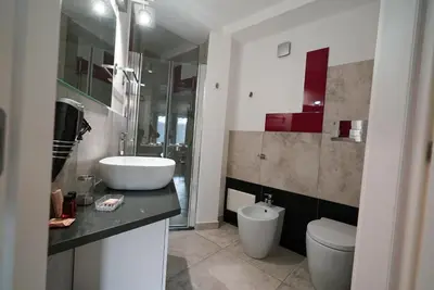 Bagno di Le Cave di Fontane Bianche