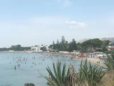 Paesaggio naturale nelle vicinanze della casa vacanze