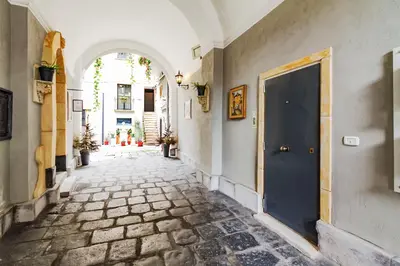 Planimetria di GuestHost - Catania Central Flat