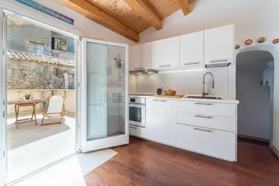 Cucina o angolo cottura di GuestHost - Ortigia Colourful Apartment
