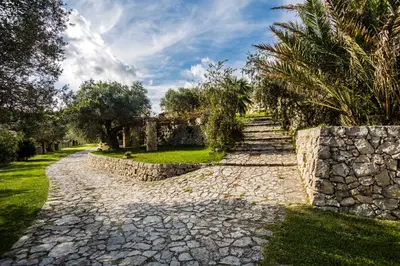 Giardino di Domus Hyblaea Resort