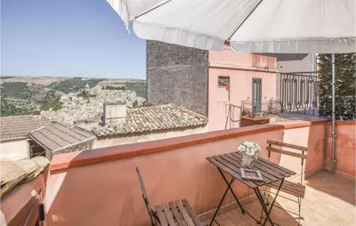 Planimetria di 2 Bedroom Amazing Home In Ragusa Rg