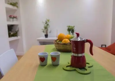 Set per la preparazione di tè e caffè presso Manganelli Home