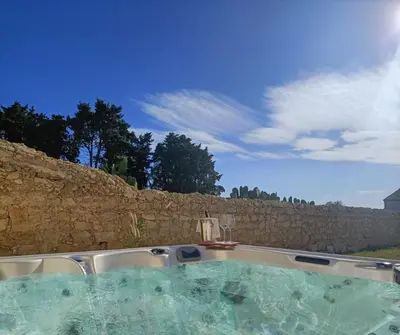 Piscina di Ballium Luxury Relais o nelle vicinanze