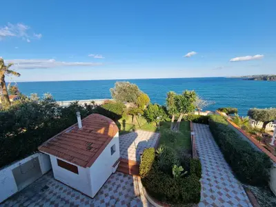 Paesaggio naturale nelle vicinanze della casa vacanze
